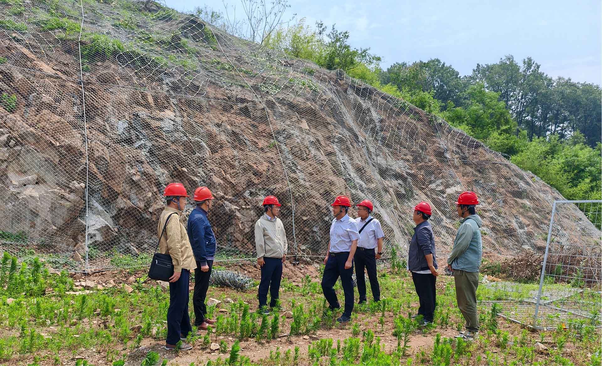 吴汉志深入地基基础院项目一线开展督导检查