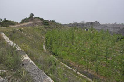 光山县龙山水库矿区治理.jpg