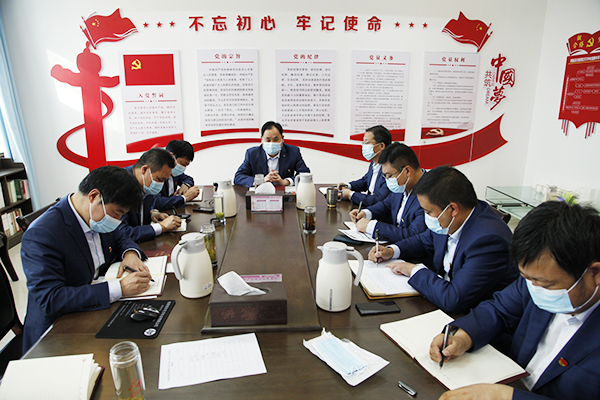 中心组选图2.jpg 中心组选图2.jpg