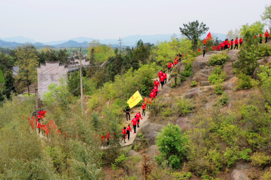 重走长征路1.jpg