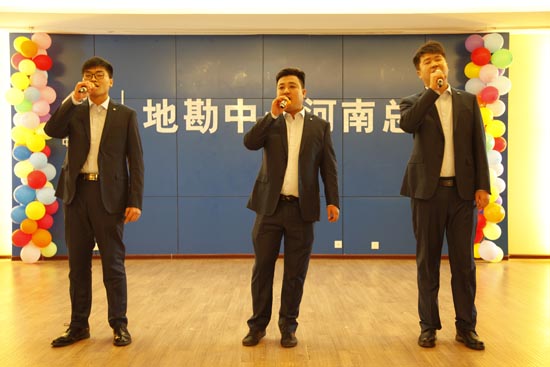 2、地勘院合唱:《壮志在我胸》.jpg 2、地勘院合唱:《壮志在我胸》.jpg