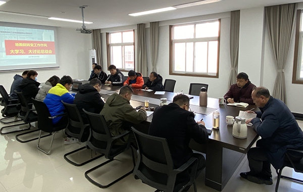 选图4.jpg 选图4.jpg