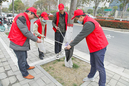 3月学雷锋主题党日活动选1.jpg