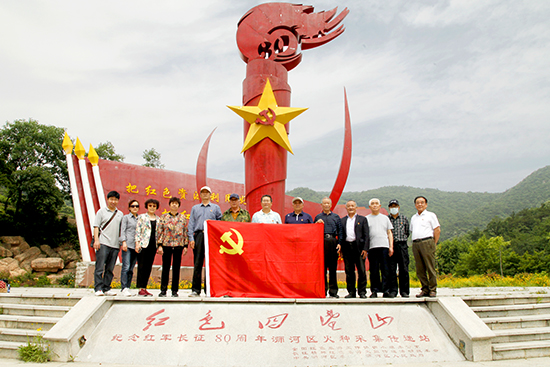 选图1.jpg 选图1.jpg
